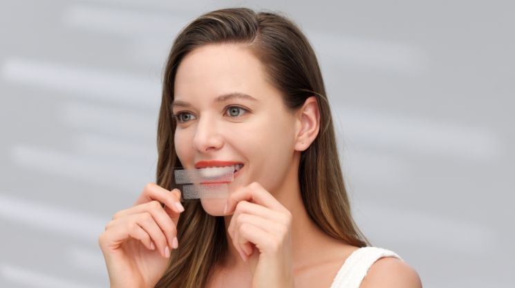 Custom PAP Teeth Whitening Strips: Tailored Solutions with Onuge